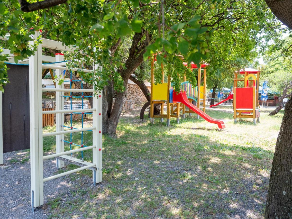 Luxury Mobile Home Zuzu เคลโนวีซา ภายนอก รูปภาพ