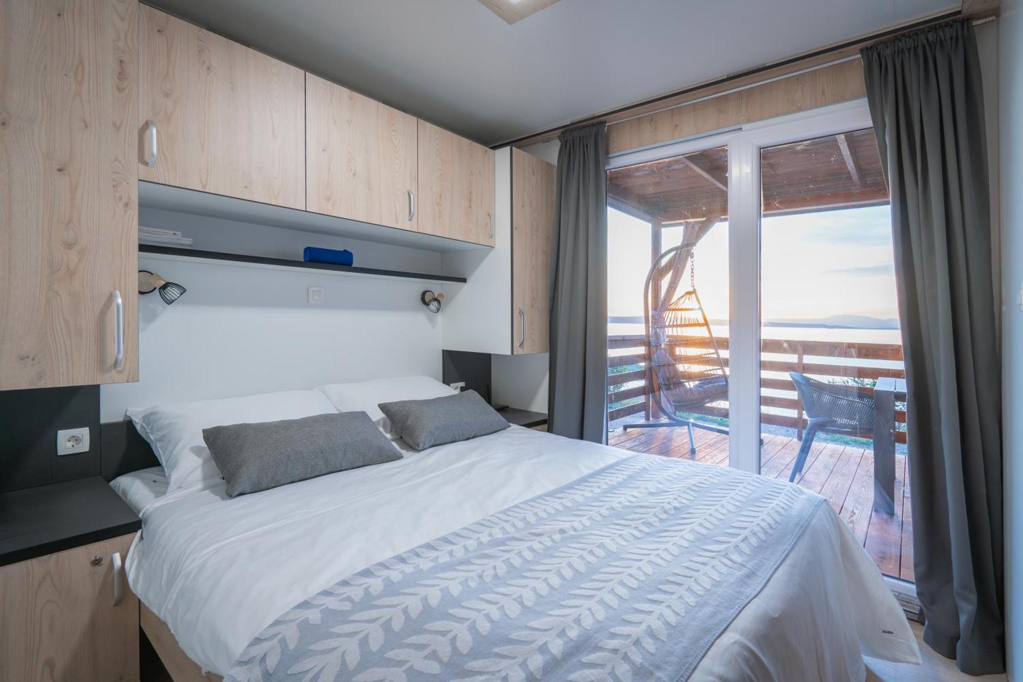 Luxury Mobile Home Zuzu เคลโนวีซา ภายนอก รูปภาพ